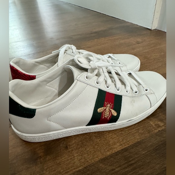Gucci ace sneakers size 39. Lightly used. - Picture 2 of 9